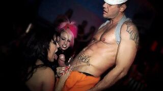 Fiesta de desmadre en la disco con Nacho Vidal