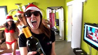 Resumen: Coreografía navideña y karaoke