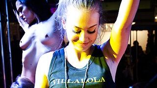 Trío lésbico Salón erótico de Barcelona