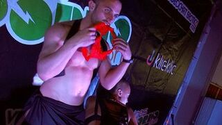 Noemilk y Xavi Tralla en Oporto