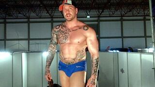 Carla y Rob lo petan en PÚBLICO