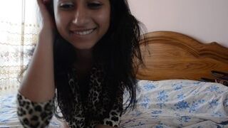 la jovencita Valery desde su webcam